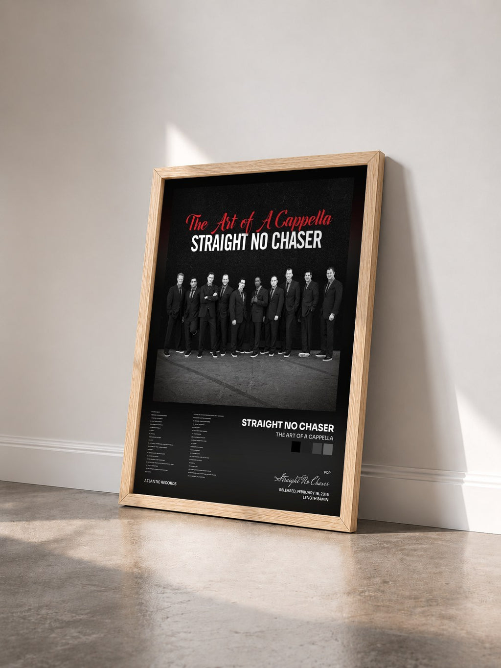 #bois Tableau de l'album The Art of a Cappella de Straight No Chaser vu de trois quarts, cadre en bois brut
