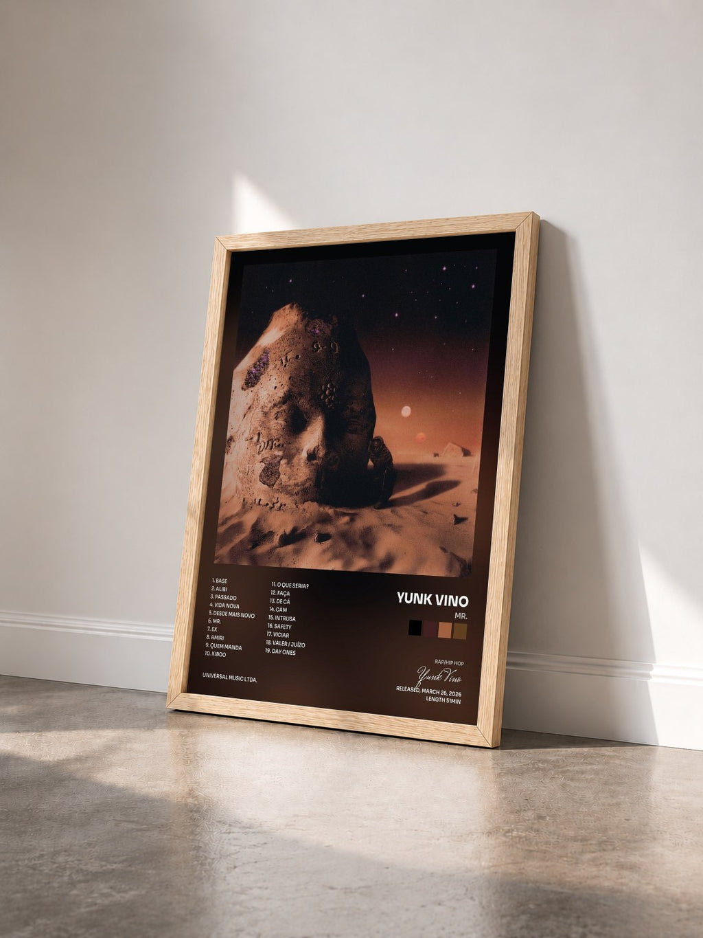 #bois Tableau de l'album MR. de Yunk Vino vu de trois quarts, cadre en bois brut