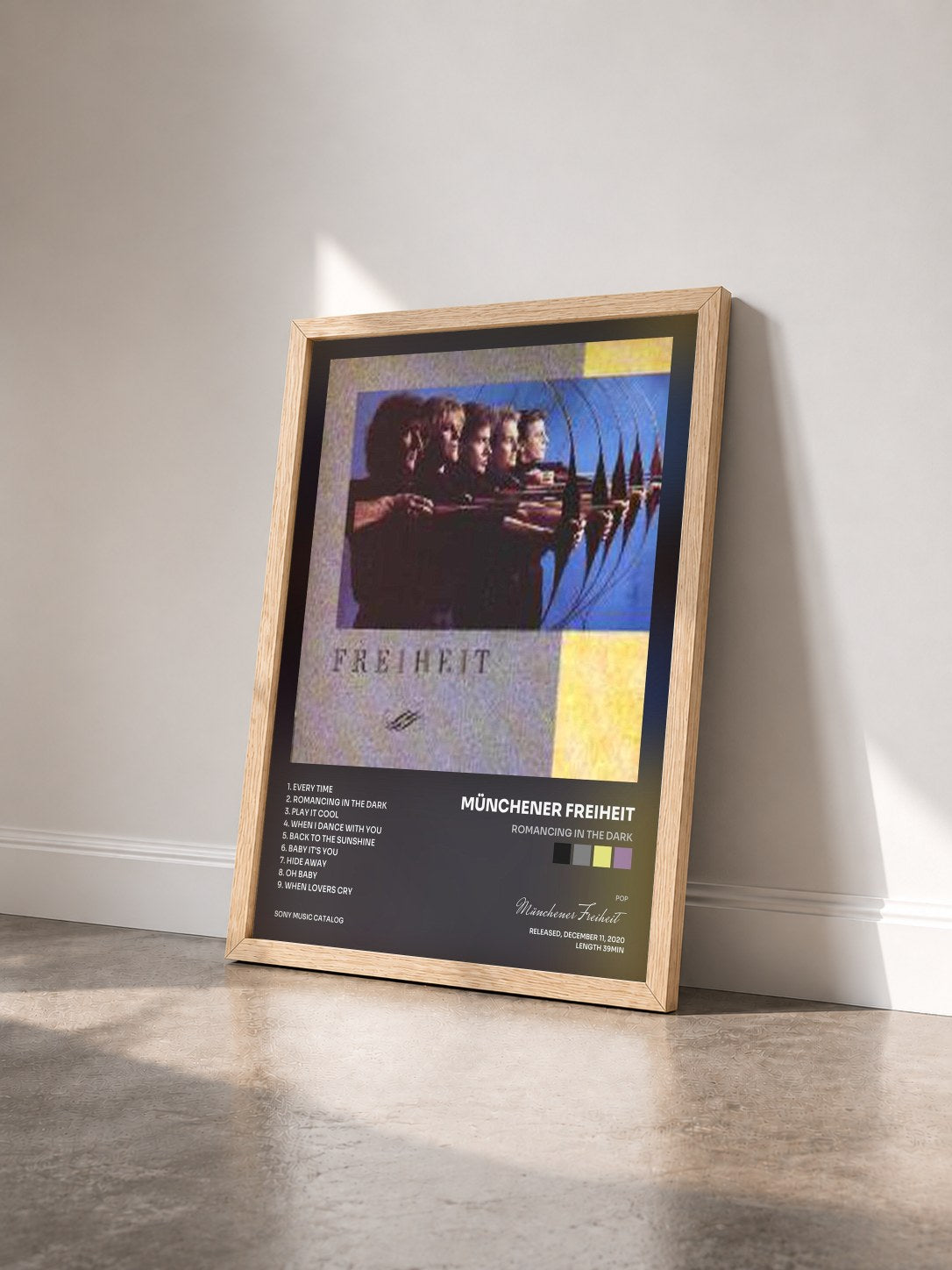 #bois Tableau de l'album Romancing In The Dark de Münchener Freiheit vu de trois quarts, cadre en bois brut