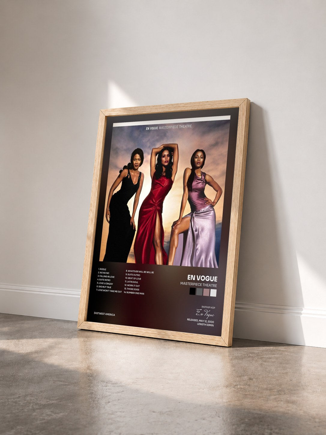 #bois Tableau de l'album Masterpiece Theatre de En Vogue vu de trois quarts, cadre en bois brut