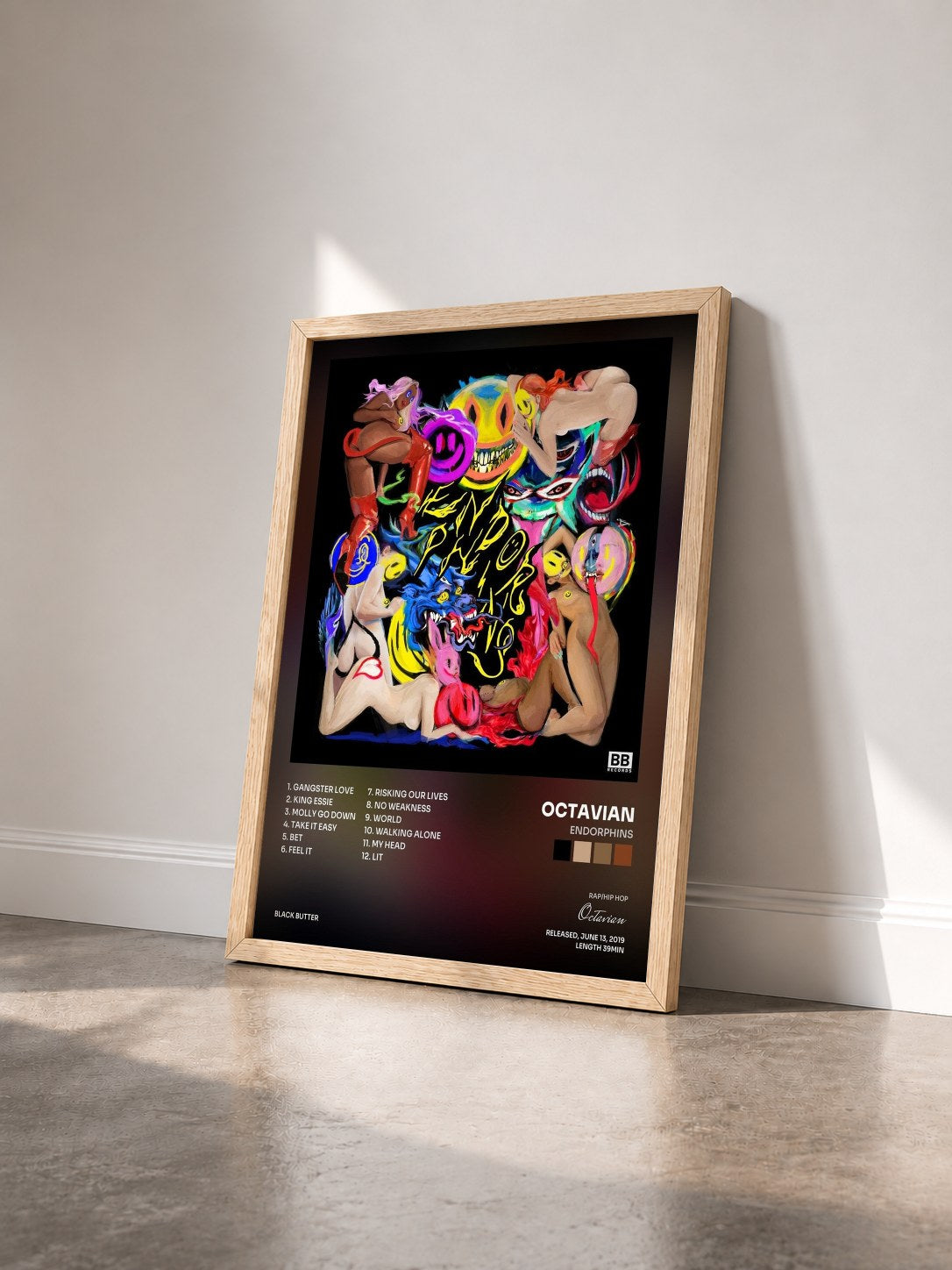 #bois Tableau de l'album Endorphins de Octavian vu de trois quarts, cadre en bois brut