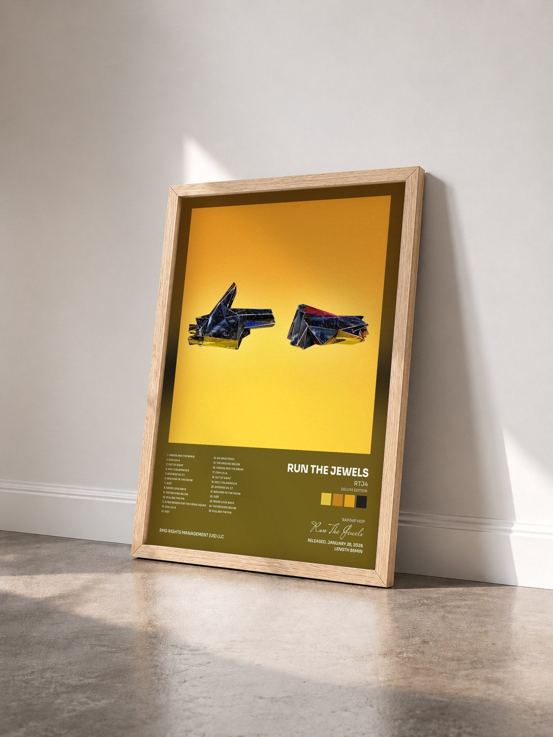 #bois Tableau de l'album RTJ4 (Deluxe Edition) de Run The Jewels vu de trois quarts, cadre en bois brut