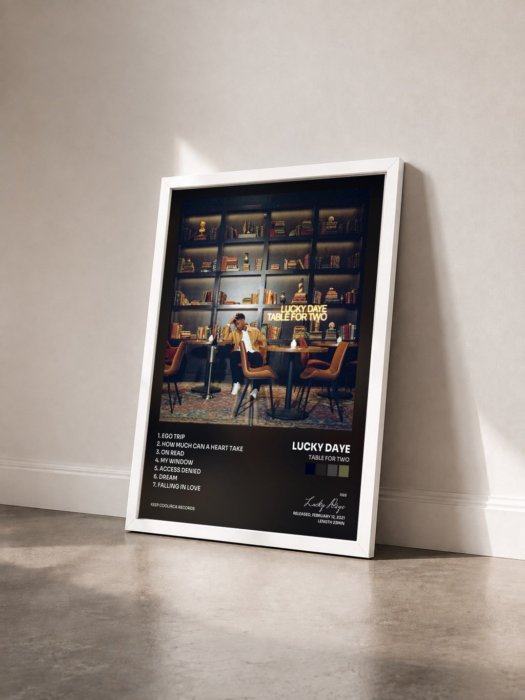 #blanc Tableau de l'album Table For Two de Lucky Daye vu de trois quarts, cadre blanc