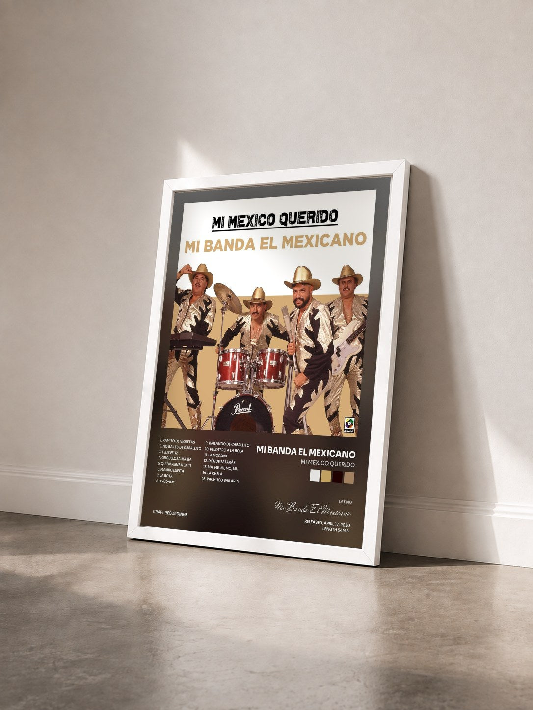 #blanc Tableau de l'album Mi Mexico Querido de Mi Banda El Mexicano vu de trois quarts, cadre blanc