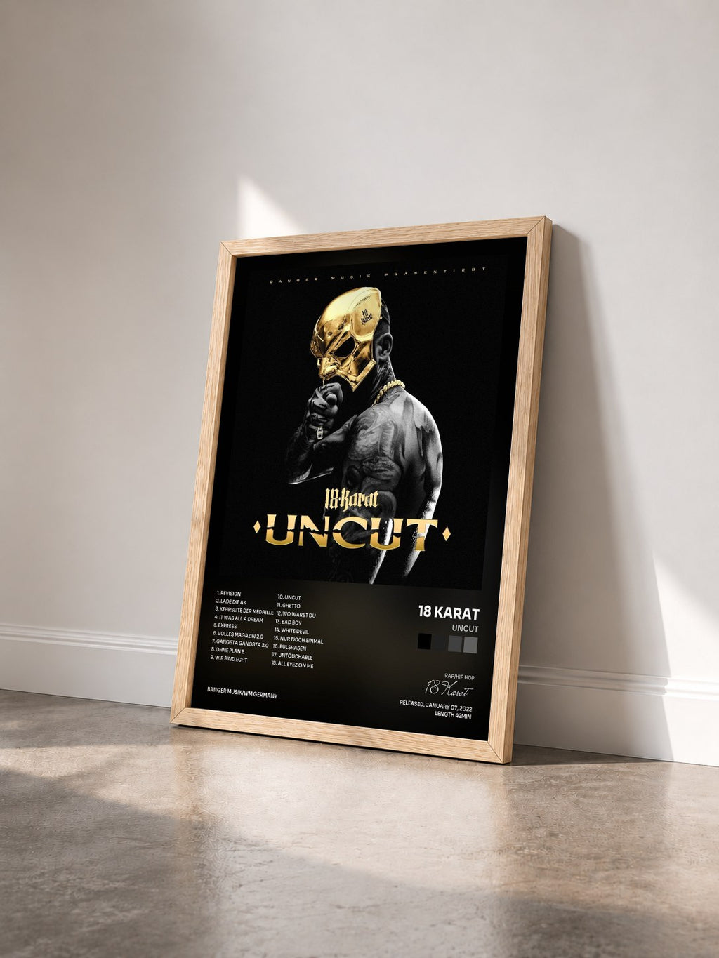 #bois Tableau de l'album UNCUT de 18 Karat vu de trois quarts, cadre en bois brut