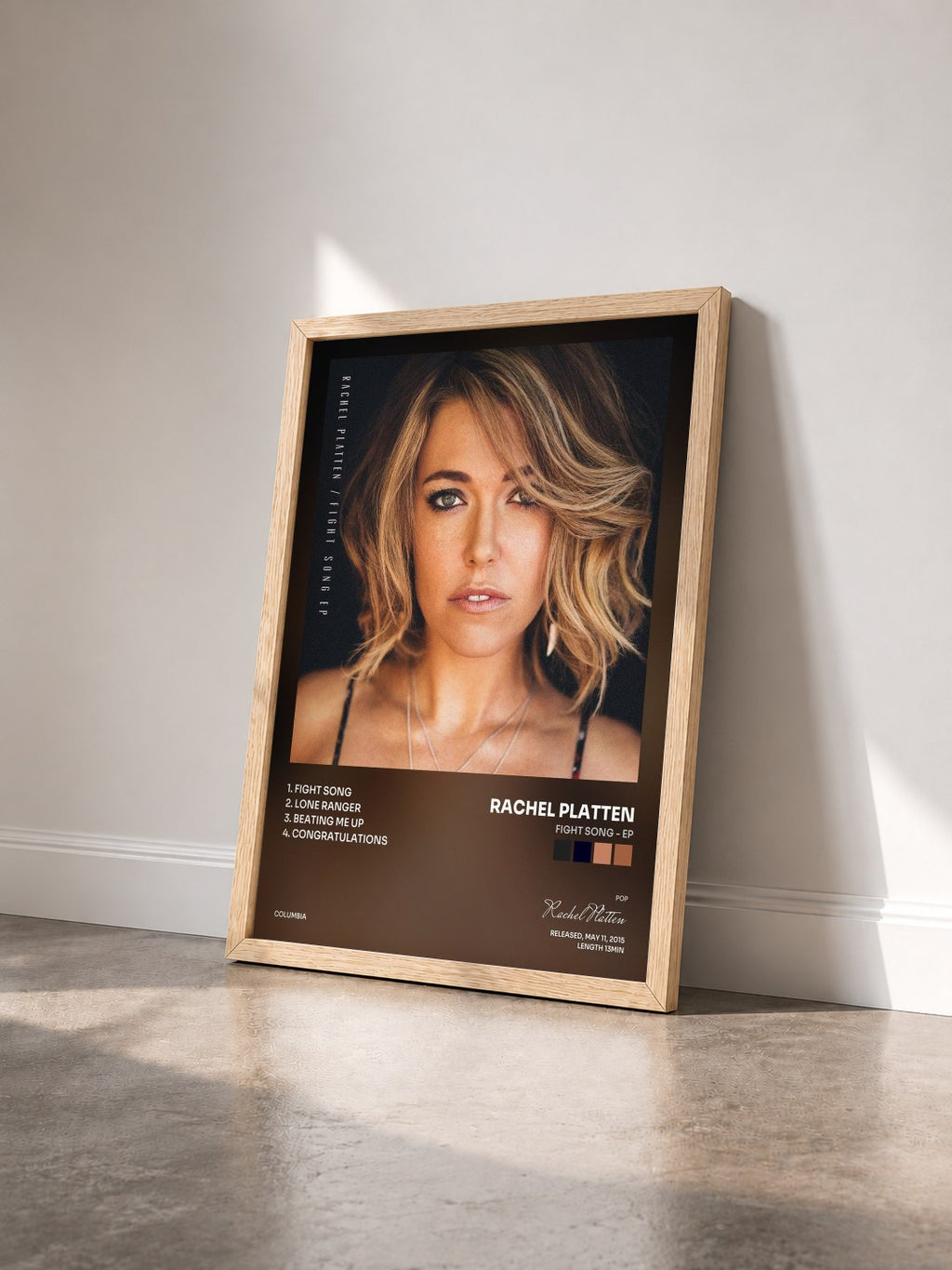 #bois Tableau de l'album Fight Song - EP de Rachel Platten vu de trois quarts, cadre en bois brut