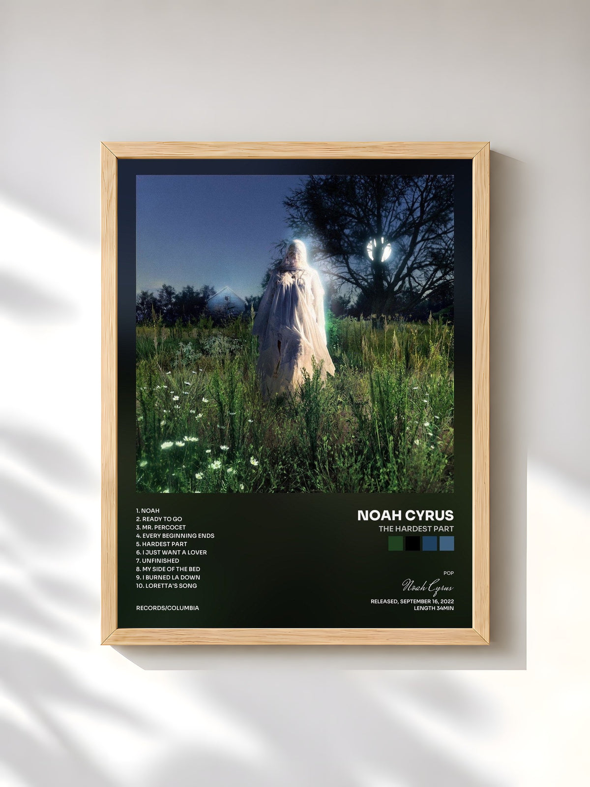 #bois Tableau de l'album The Hardest Part de Noah Cyrus, cadre en bois brut, imprimé et encadré en France
