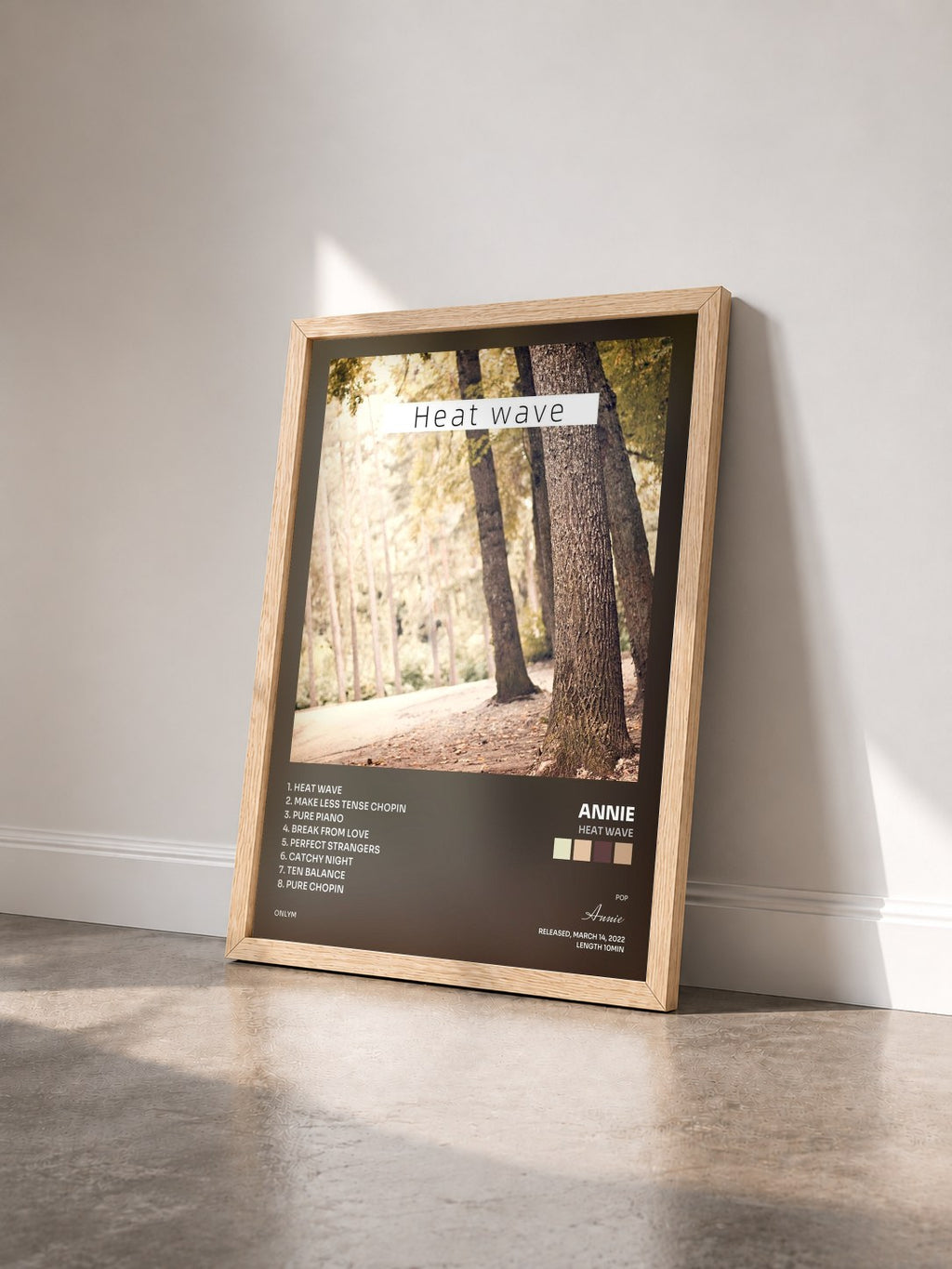 #bois Tableau de l'album Heat wave de Annie vu de trois quarts, cadre en bois brut