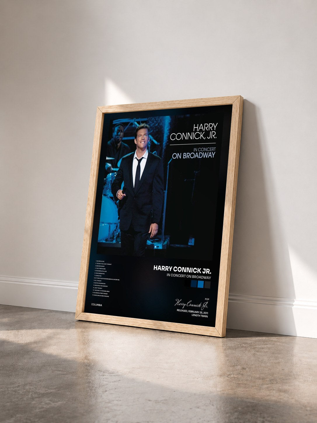 #bois Tableau de l'album In Concert On Broadway de Harry Connick Jr. vu de trois quarts, cadre en bois brut