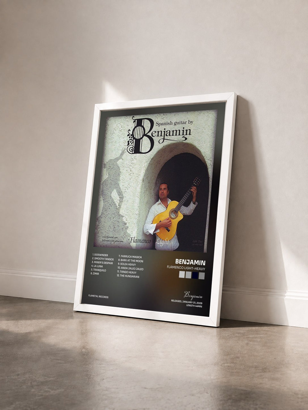 #blanc Tableau de l'album Flamenco Light-Heavy de Benjamin vu de trois quarts, cadre blanc