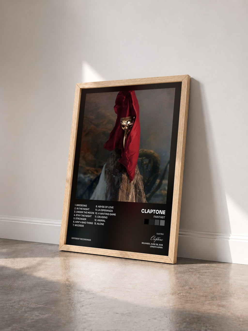 #bois Tableau de l'album Fantast de Claptone vu de trois quarts, cadre en bois brut
