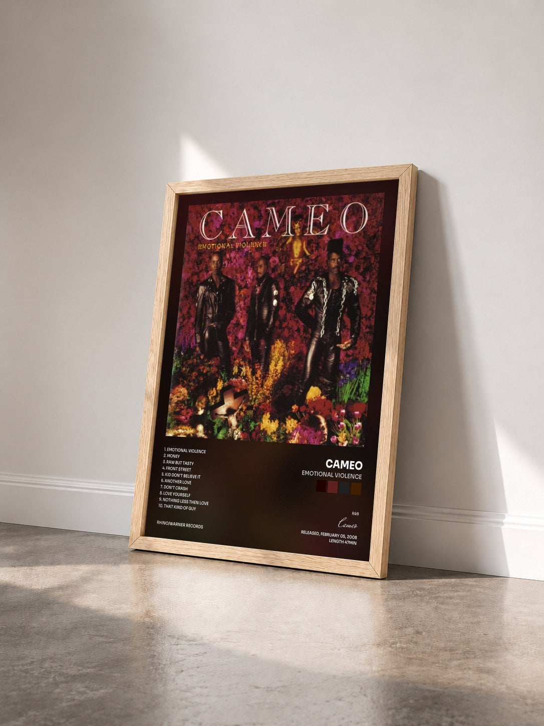 #bois Tableau de l'album Emotional Violence de Cameo vu de trois quarts, cadre en bois brut