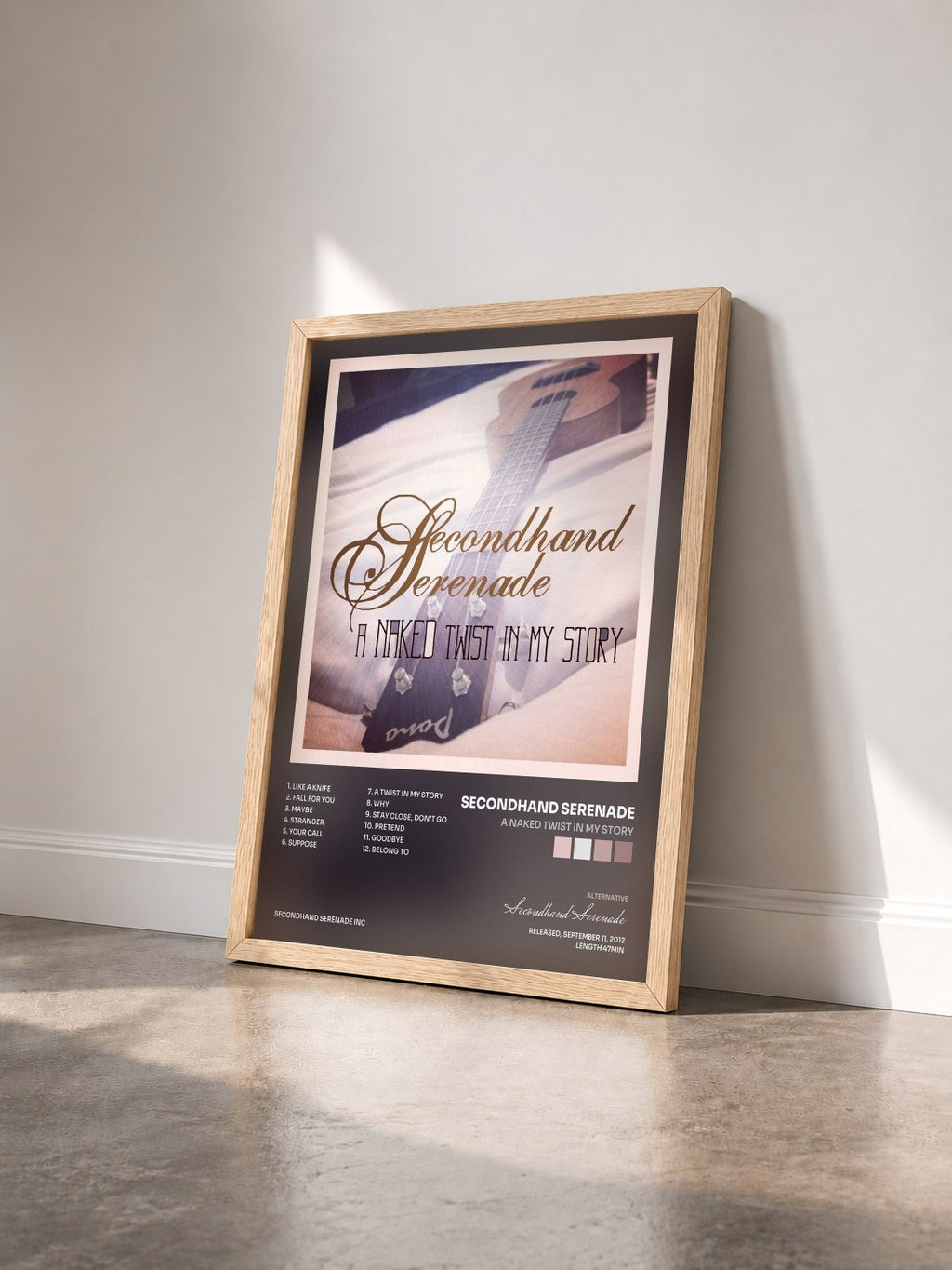 #bois Tableau de l'album A Naked Twist in My Story de Secondhand Serenade vu de trois quarts, cadre en bois brut