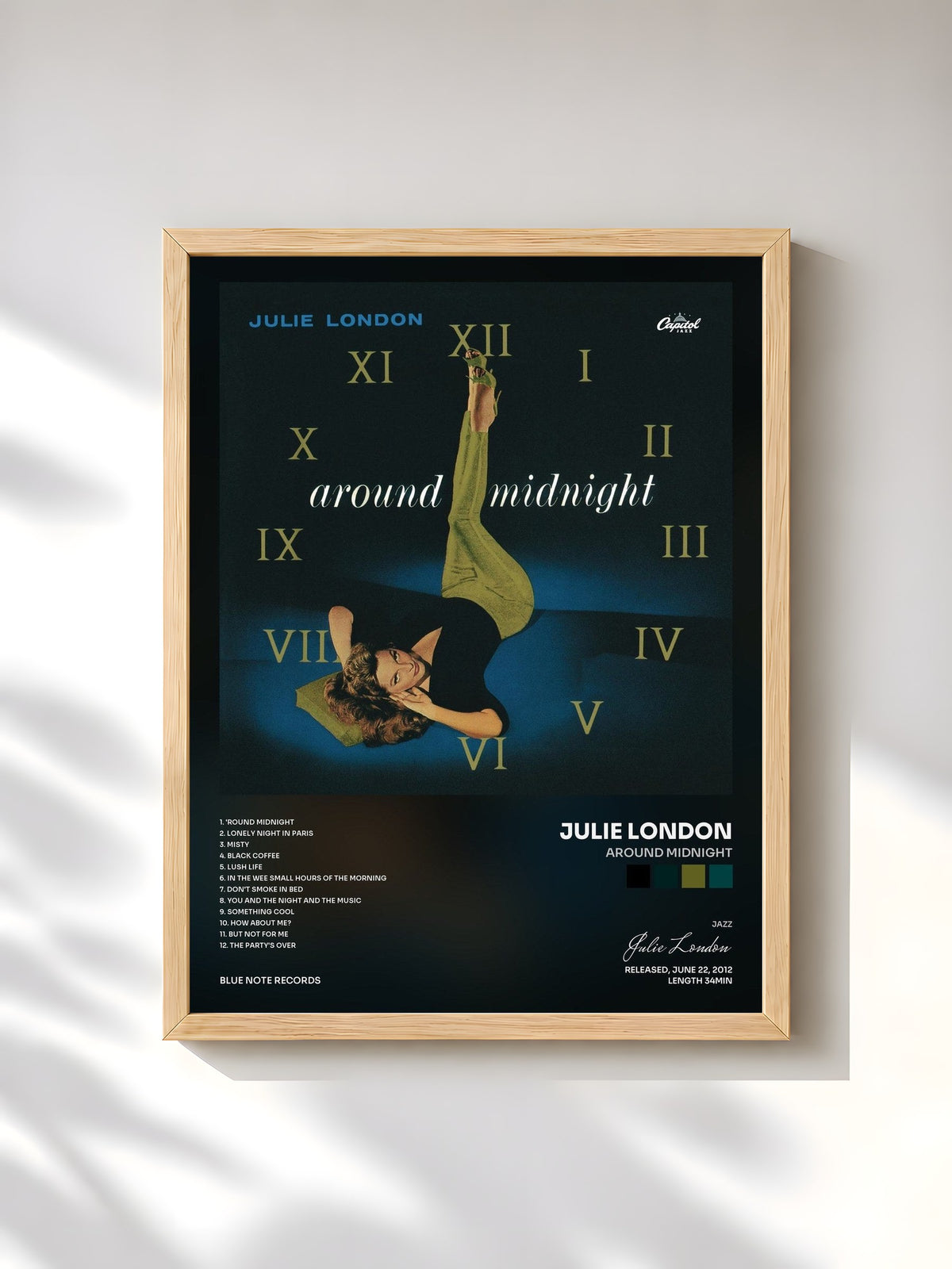 #bois Tableau de l'album Around Midnight de Julie London, cadre en bois brut, imprimé et encadré en France