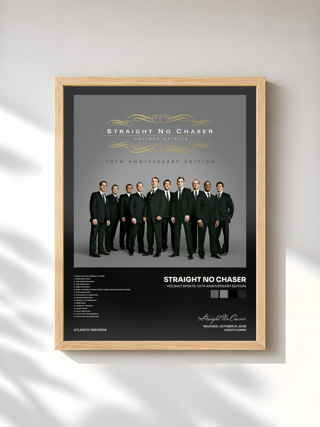 #bois Tableau de l'album Holiday Spirits: 10th Anniversary Edition de Straight No Chaser, cadre en bois brut, imprimé et encadré en France