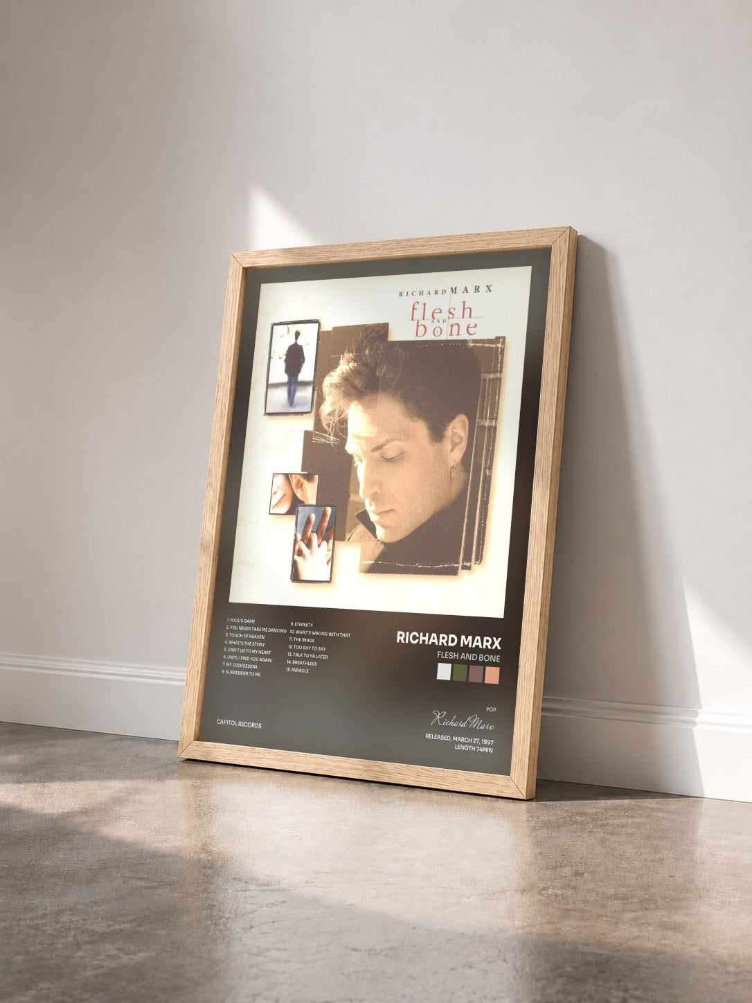 #bois Tableau de l'album Flesh And Bone de Richard Marx vu de trois quarts, cadre en bois brut