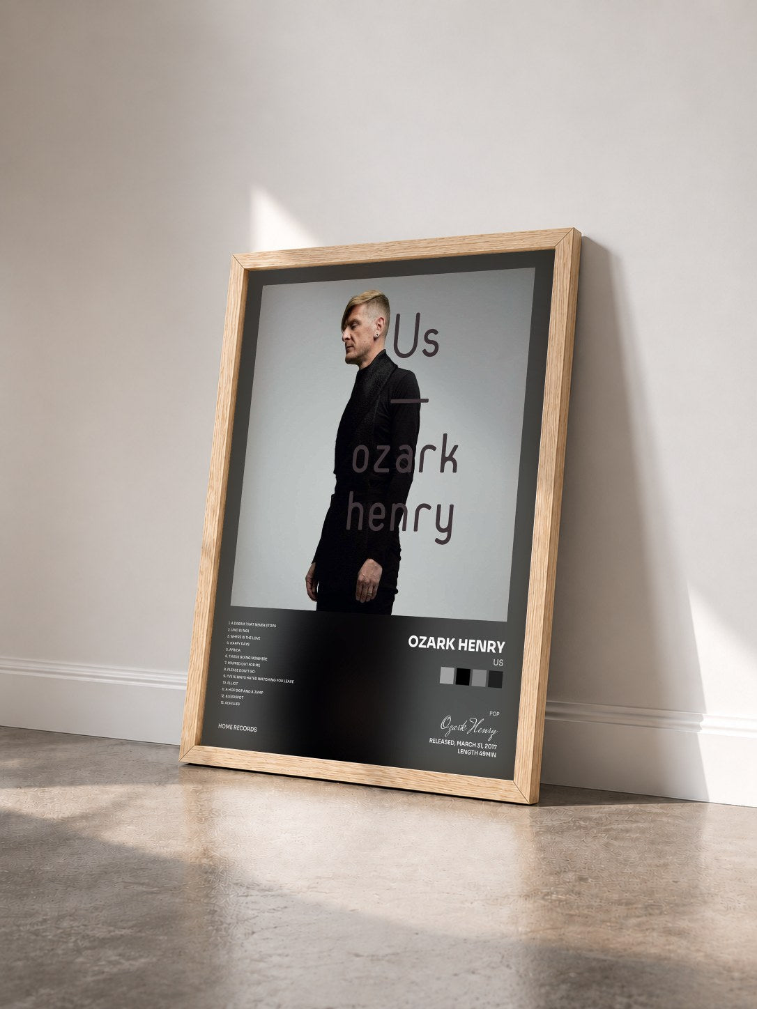 #bois Tableau de l'album Us de Ozark Henry vu de trois quarts, cadre en bois brut