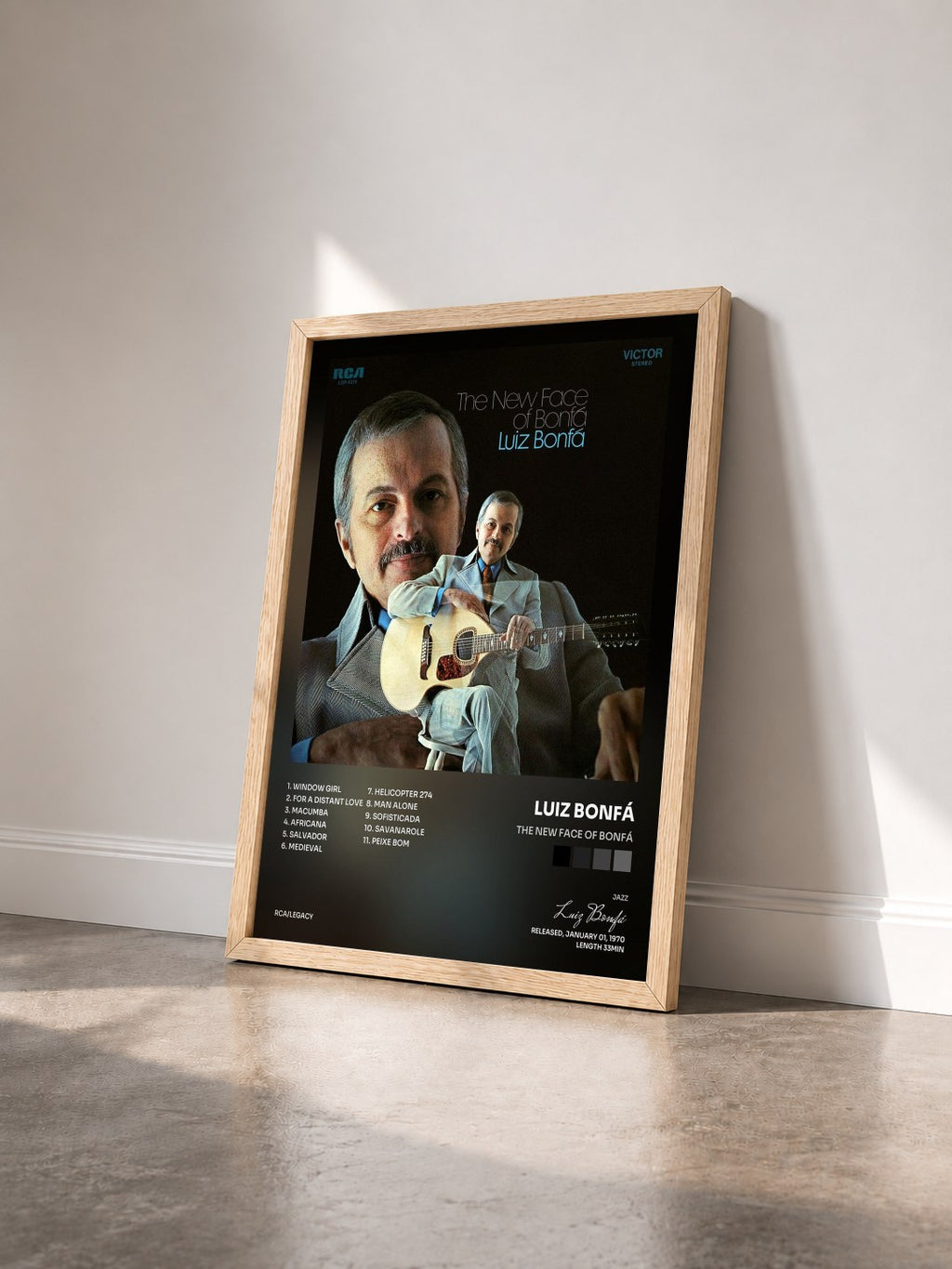 #bois Tableau de l'album The New Face of Bonfá de Luiz Bonfá vu de trois quarts, cadre en bois brut
