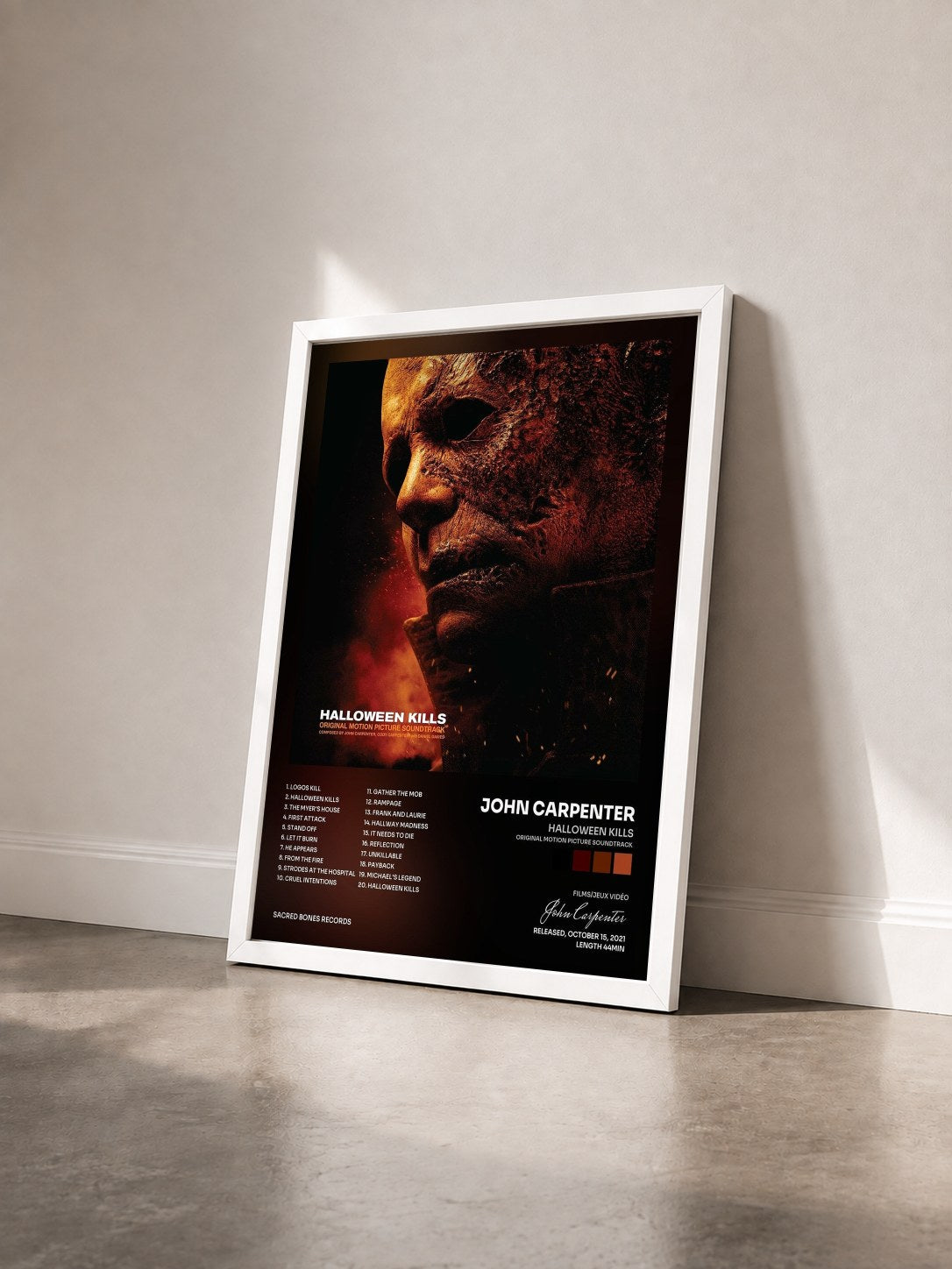 #blanc Tableau de l'album Halloween Kills (Original Motion Picture Soundtrack) de John Carpenter vu de trois quarts, cadre blanc