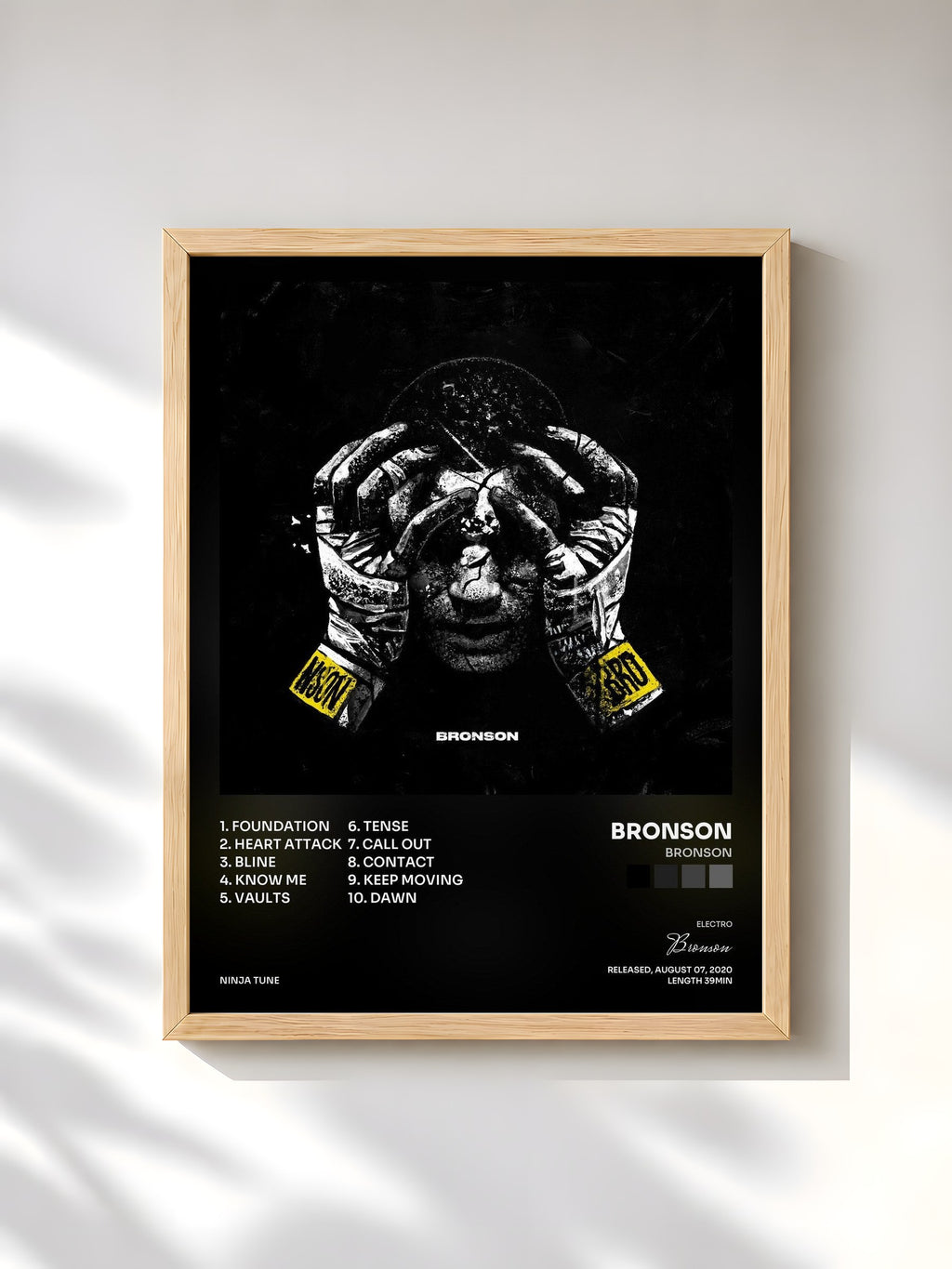 #bois Tableau de l'album BRONSON de Bronson, cadre en bois brut, imprimé et encadré en France
