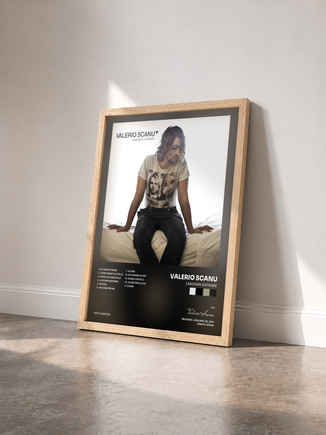 #bois Tableau de l'album Lasciami entrare de Valerio Scanu vu de trois quarts, cadre en bois brut