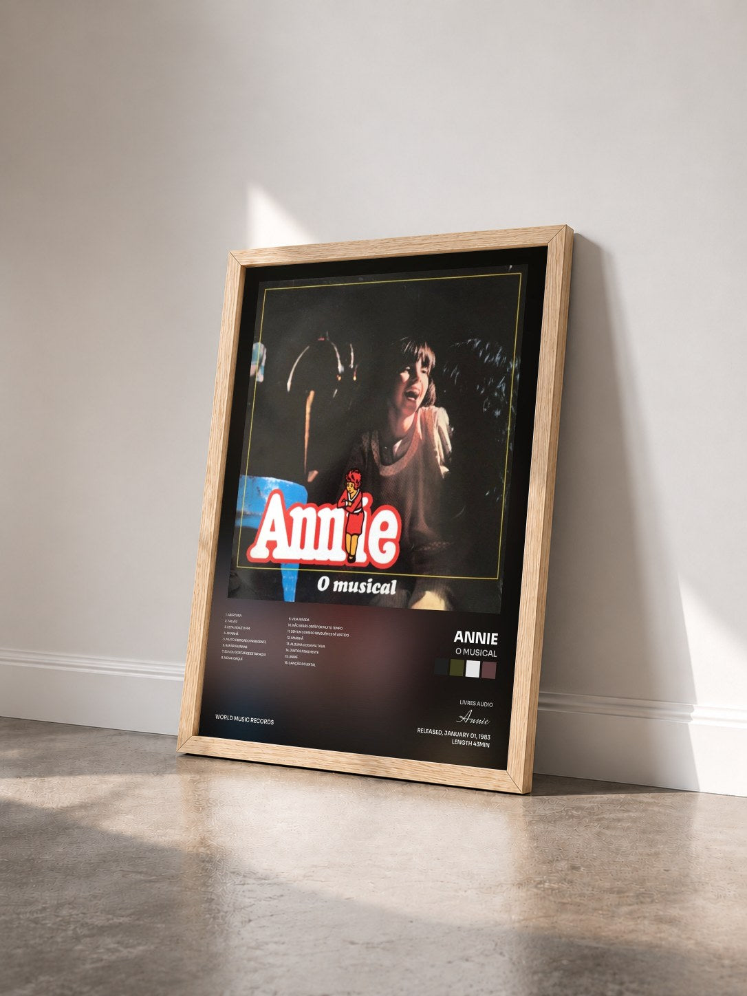 #bois Tableau de l'album O Musical de Annie vu de trois quarts, cadre en bois brut