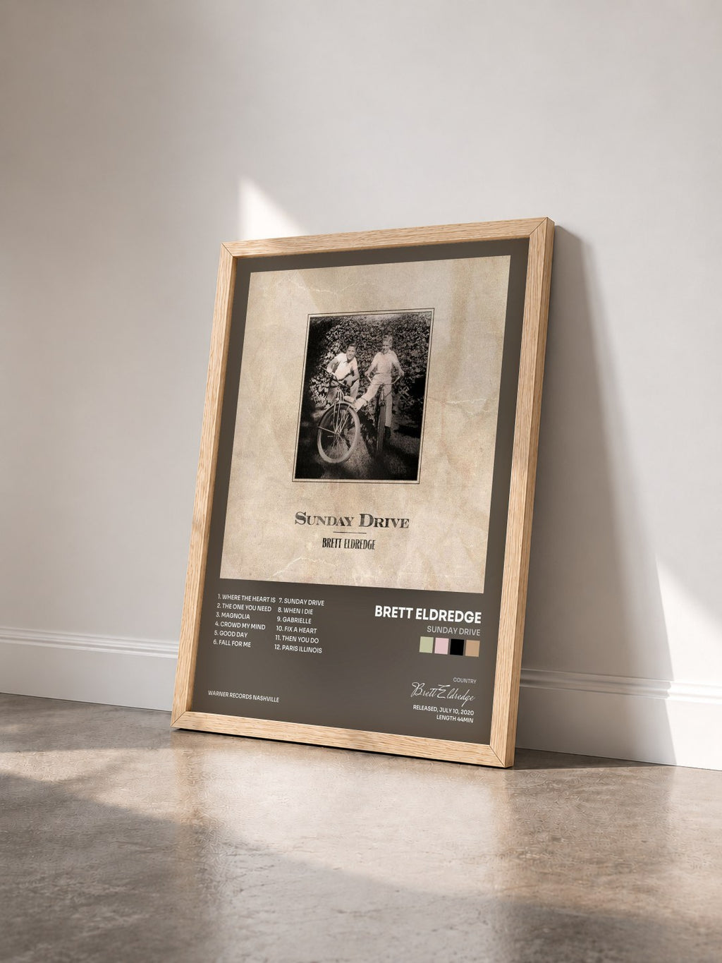 #bois Tableau de l'album Sunday Drive de Brett Eldredge vu de trois quarts, cadre en bois brut