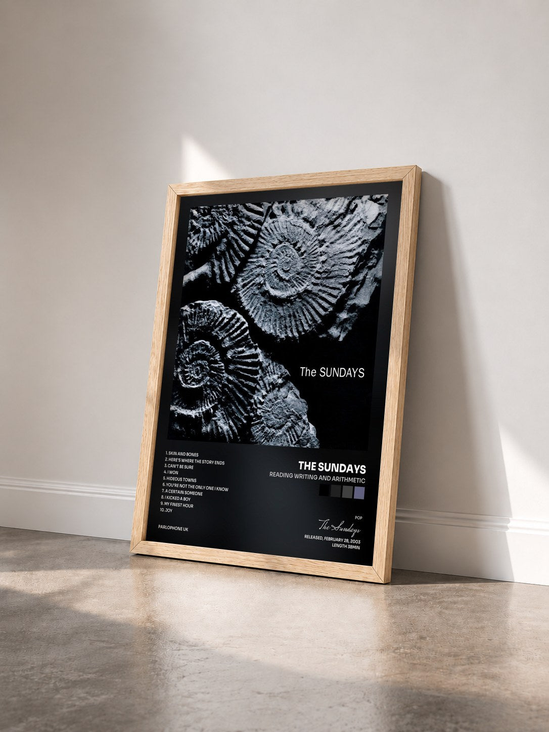 #bois Tableau de l'album Reading Writing And Arithmetic de The Sundays vu de trois quarts, cadre en bois brut