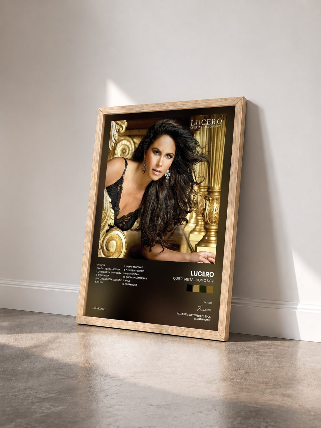 #bois Tableau de l'album Quiéreme Tal Como Soy de Lucero vu de trois quarts, cadre en bois brut