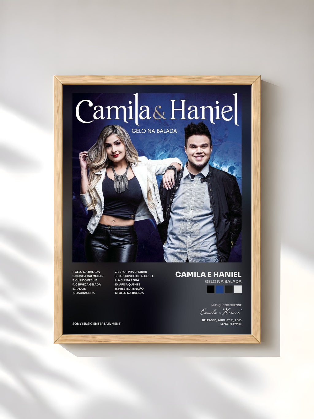 #bois Tableau de l'album Gelo na Balada de Camila e Haniel, cadre en bois brut, imprimé et encadré en France
