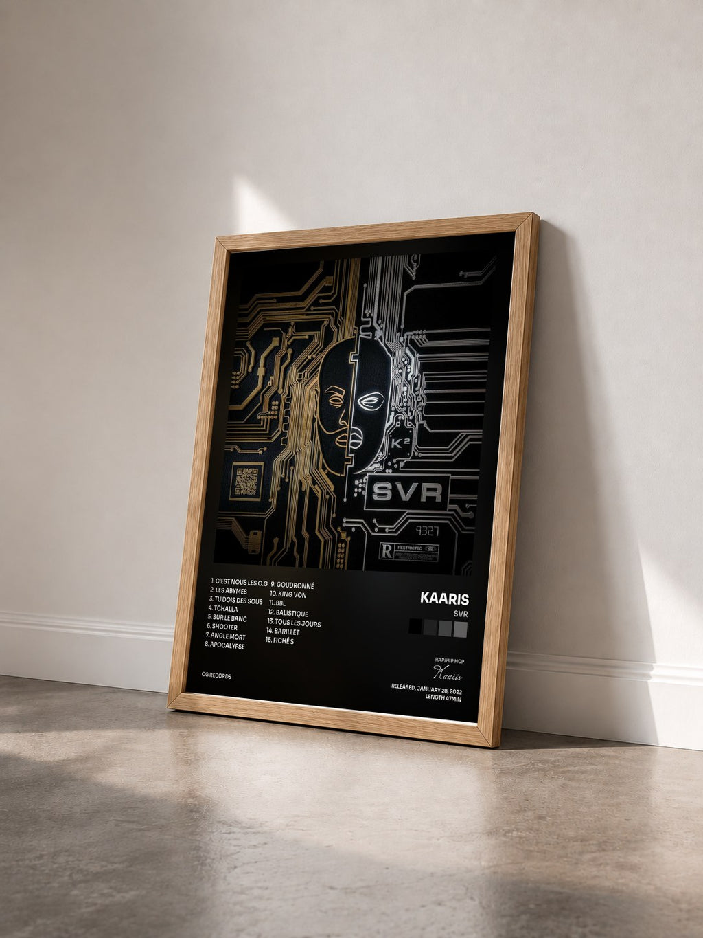 #bois Tableau de l'album SVR de Kaaris vu de trois quarts, cadre en bois brut