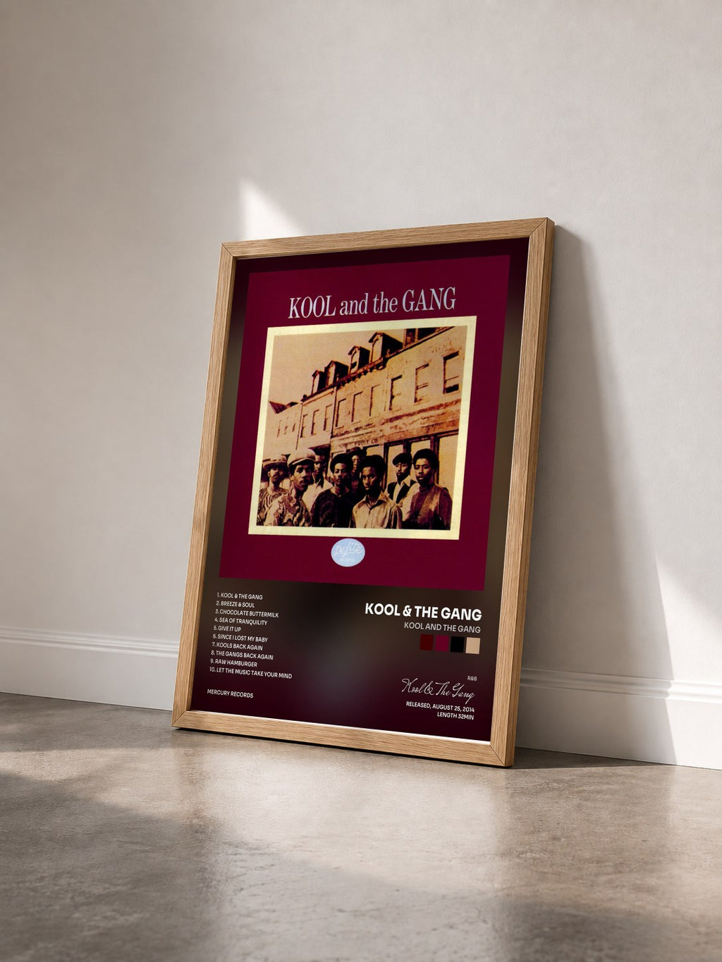 #bois Tableau de l'album Kool And The Gang de Kool & The Gang vu de trois quarts, cadre en bois brut