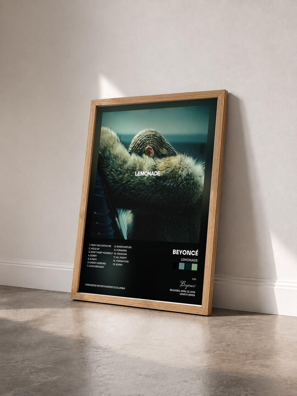 #bois Tableau de l'album Lemonade de Beyoncé vu de trois quarts, cadre en bois brut