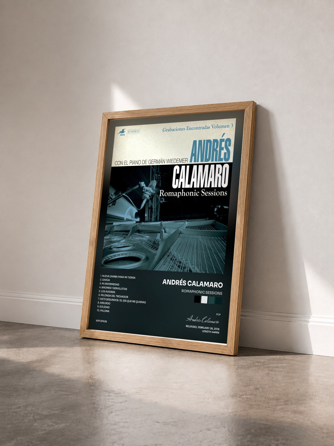 #bois Tableau de l'album Romaphonic Sessions de Andrés Calamaro vu de trois quarts, cadre en bois brut