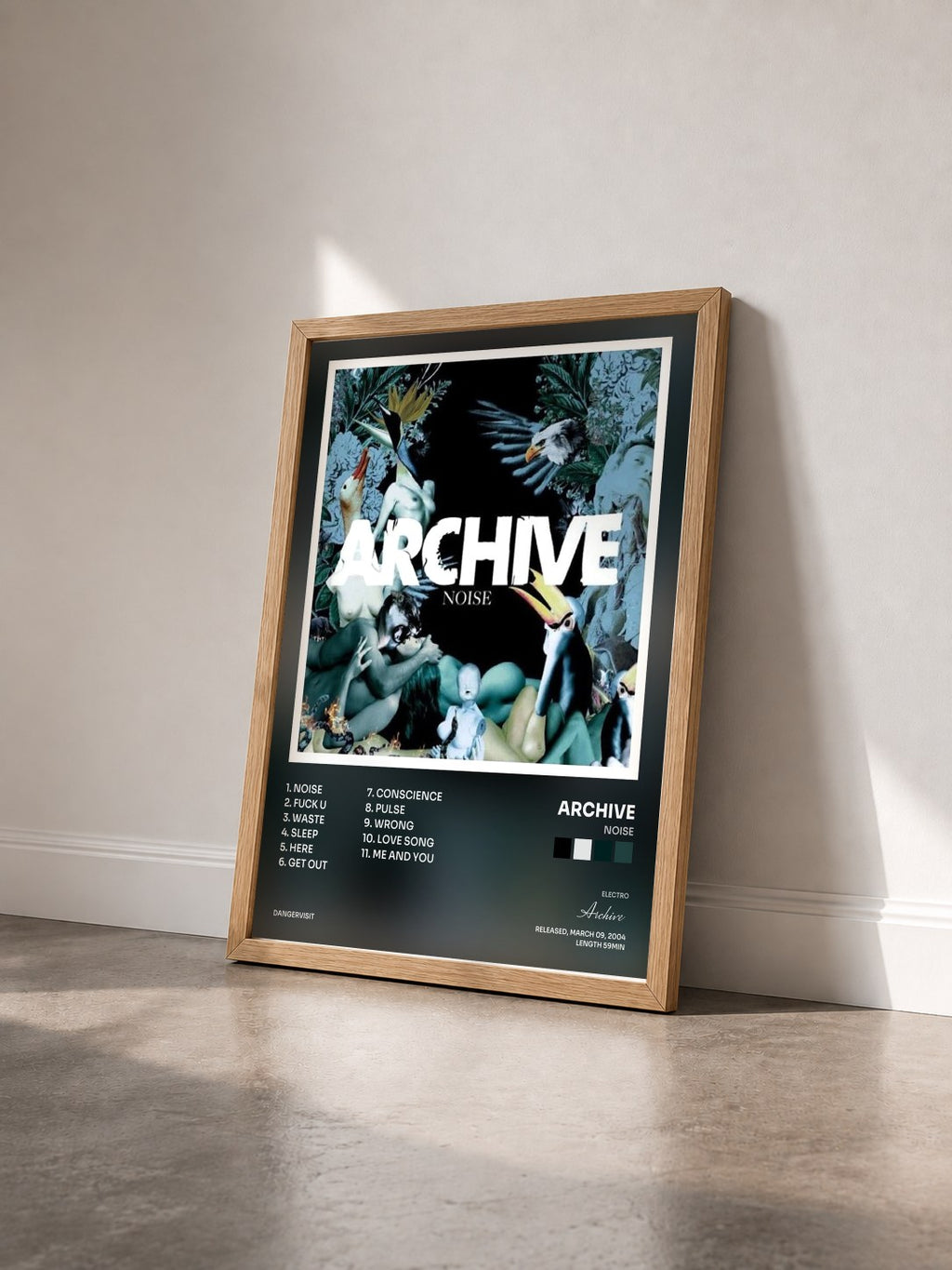 #bois Tableau de l'album Noise de Archive vu de trois quarts, cadre en bois brut