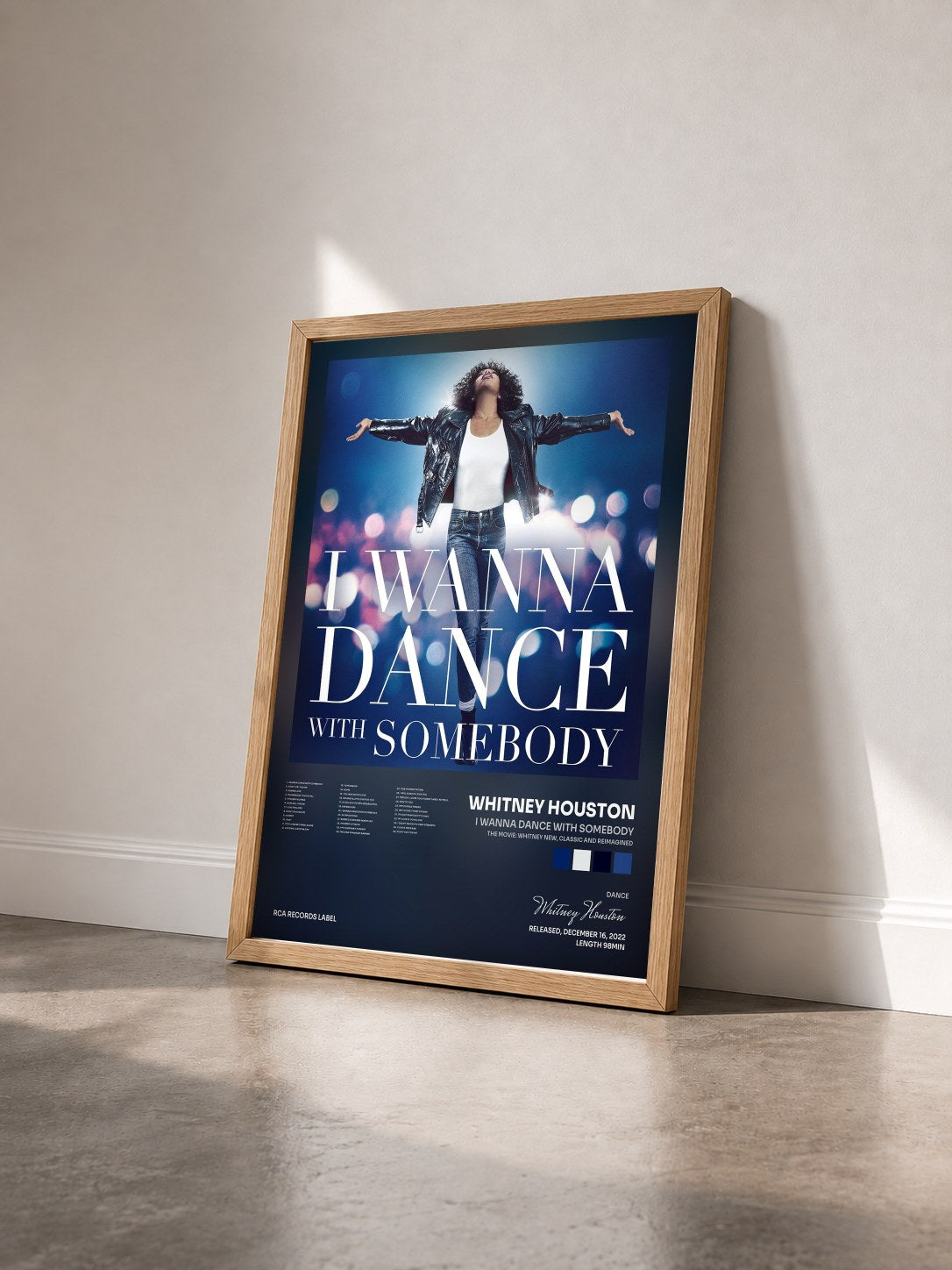 #bois Tableau de l'album I Wanna Dance With Somebody (The Movie: Whitney New, Classic and Reimagined) de Whitney Houston vu de trois quarts, cadre en bois brut