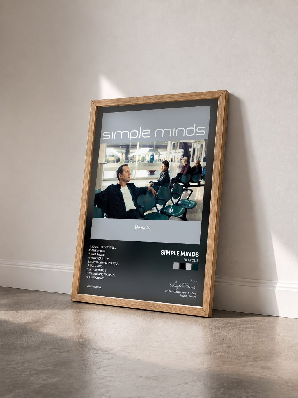 #bois Tableau de l'album Neapolis de Simple Minds vu de trois quarts, cadre en bois brut