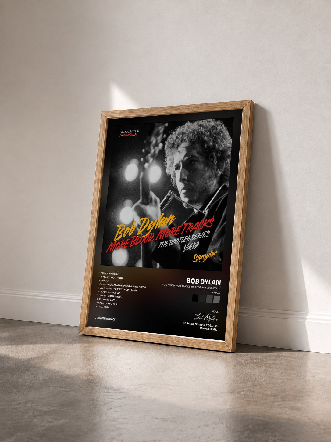 #bois Tableau de l'album More Blood, More Tracks: The Bootleg Series, Vol. 14 (Sampler) de Bob Dylan vu de trois quarts, cadre en bois brut