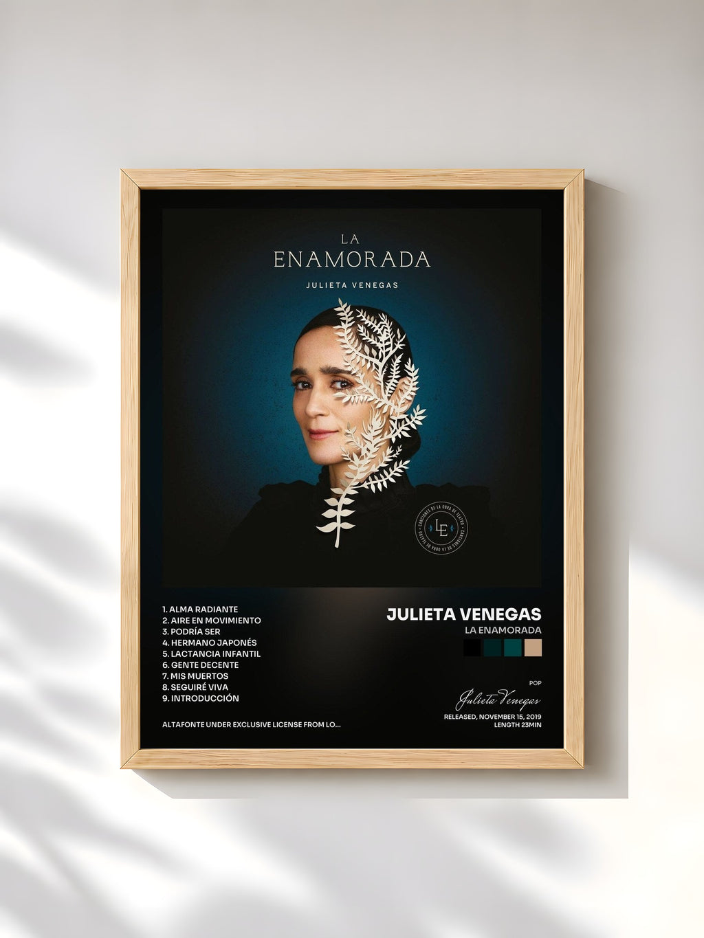 #bois Tableau de l'album La Enamorada de Julieta Venegas, cadre en bois brut, imprimé et encadré en France