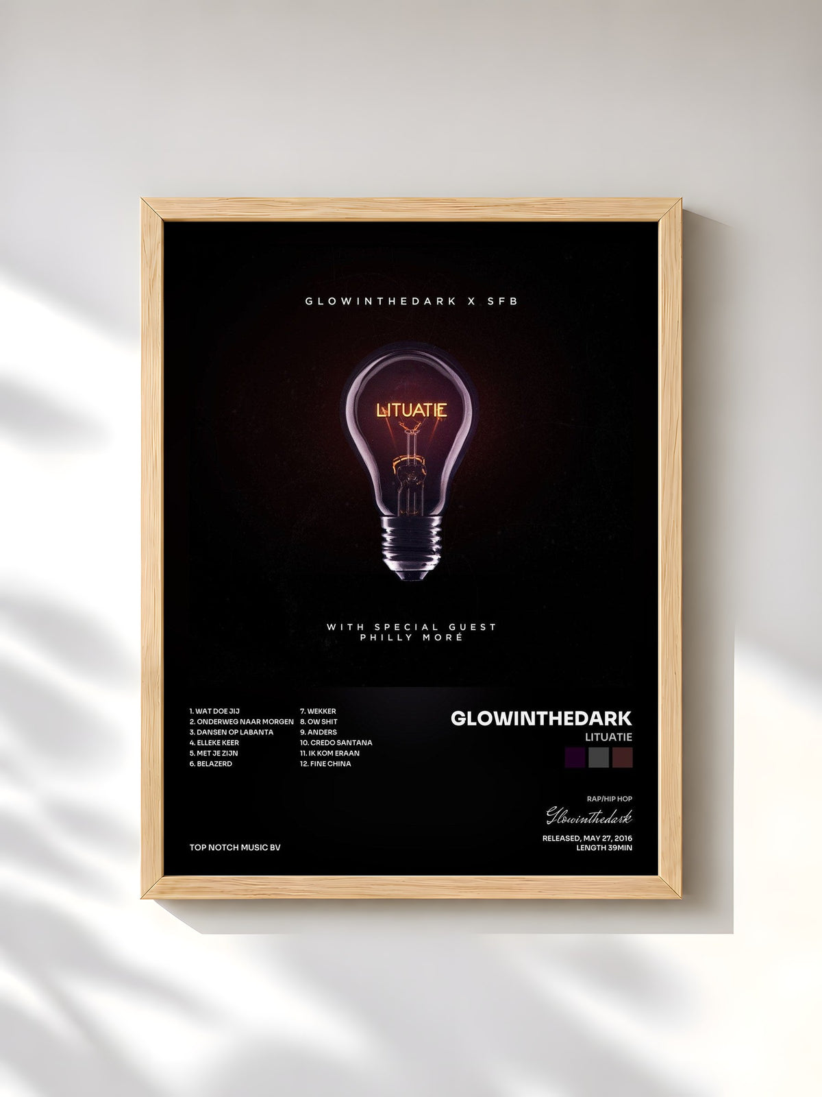 #bois Tableau de l'album Lituatie de Glowinthedark, cadre en bois brut, imprimé et encadré en France