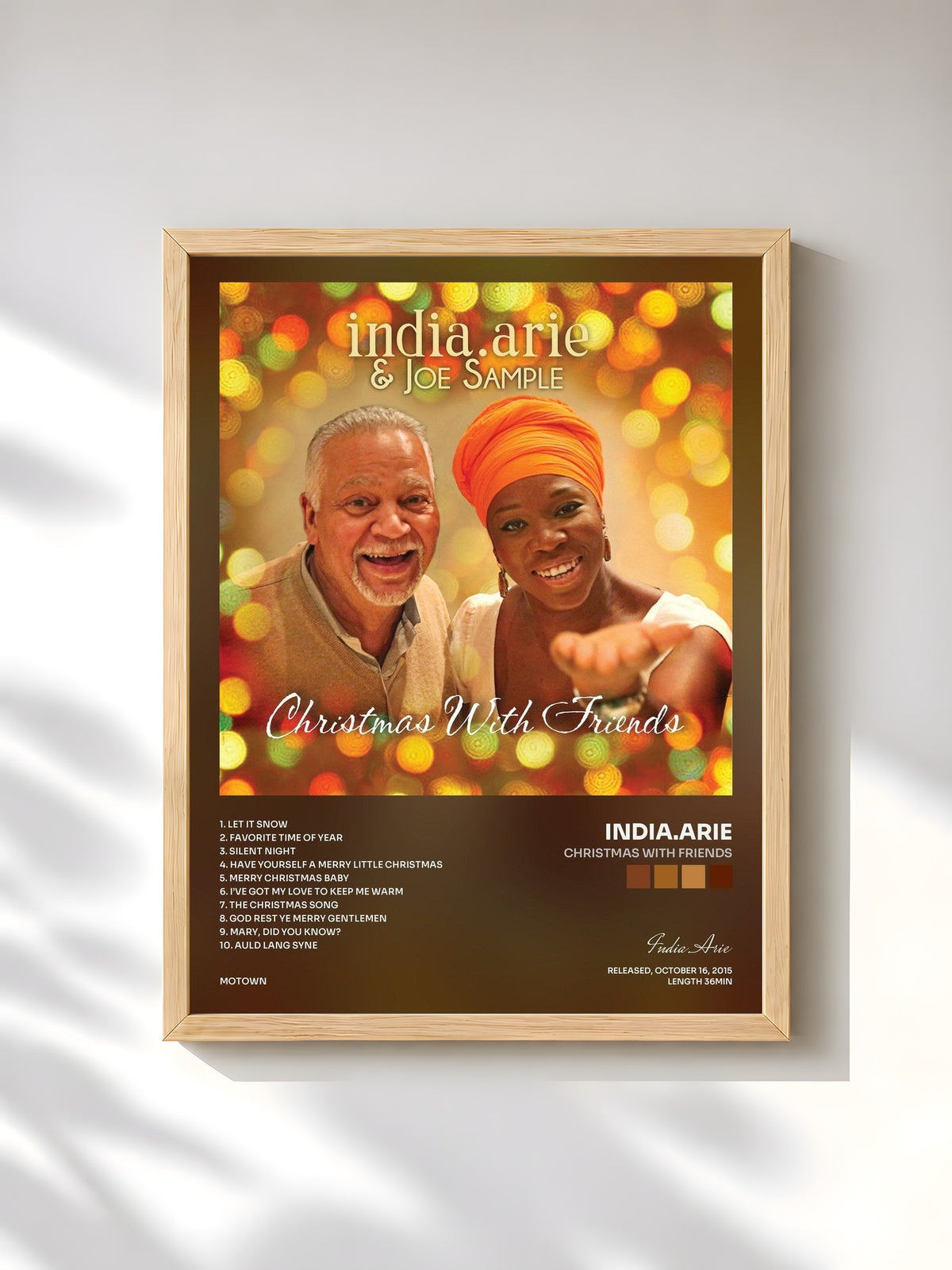#bois Tableau de l'album Christmas With Friends de India.Arie, cadre en bois brut, imprimé et encadré en France