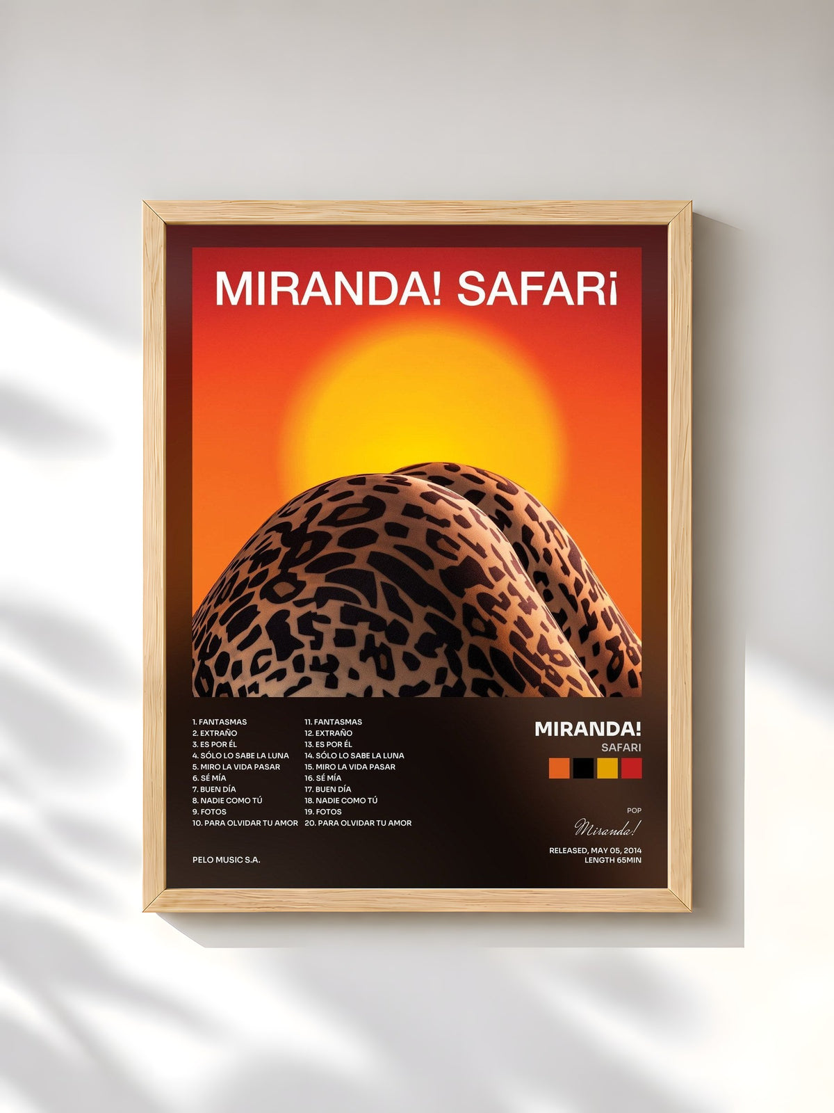 #bois Tableau de l'album Safari de Miranda!, cadre en bois brut, imprimé et encadré en France