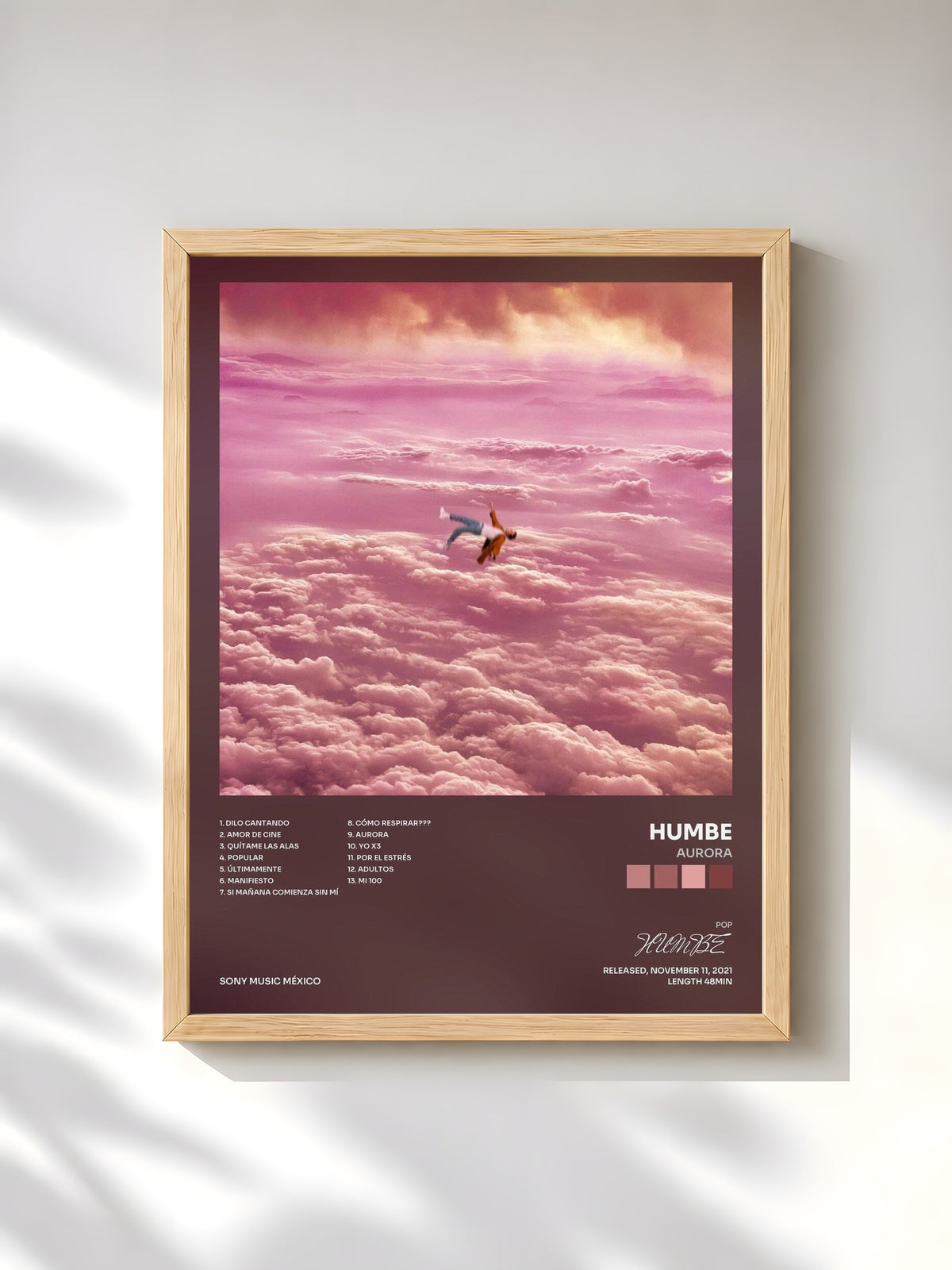 #bois Tableau de l'album AURORA de HUMBE, cadre en bois brut, imprimé et encadré en France