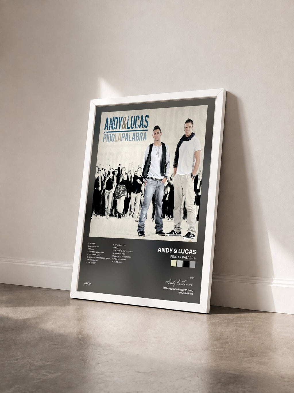 #blanc Tableau de l'album Pido La Palabra de Andy & Lucas vu de trois quarts, cadre blanc