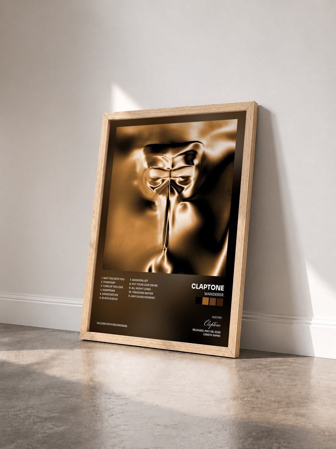 #bois Tableau de l'album Wanderer de Claptone vu de trois quarts, cadre en bois brut