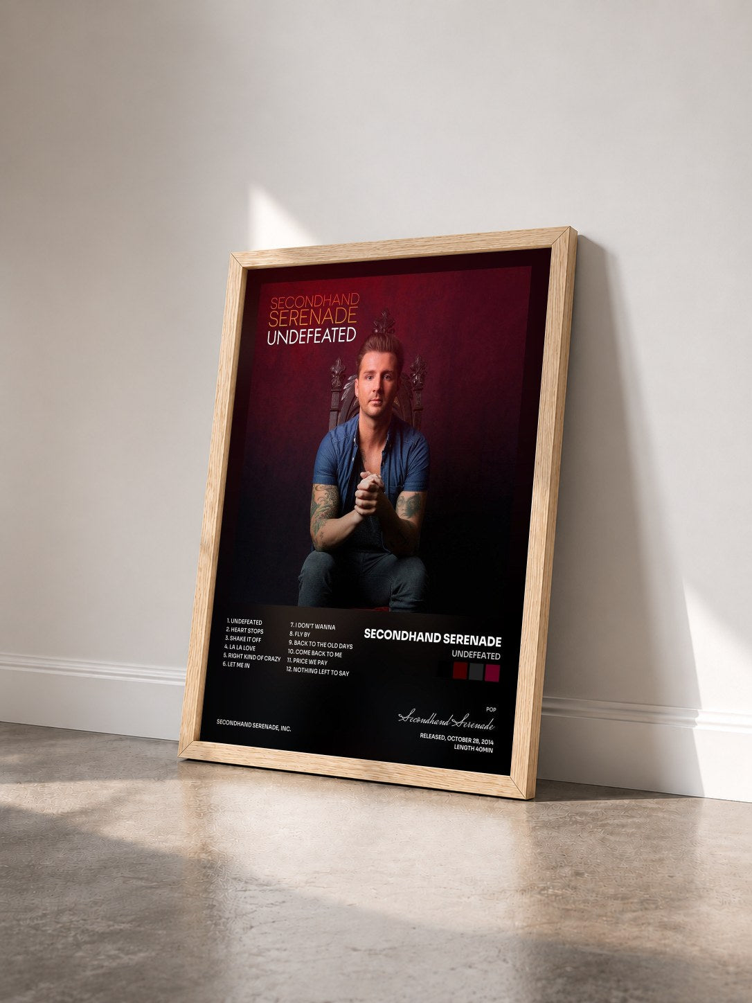 #bois Tableau de l'album Undefeated de Secondhand Serenade vu de trois quarts, cadre en bois brut