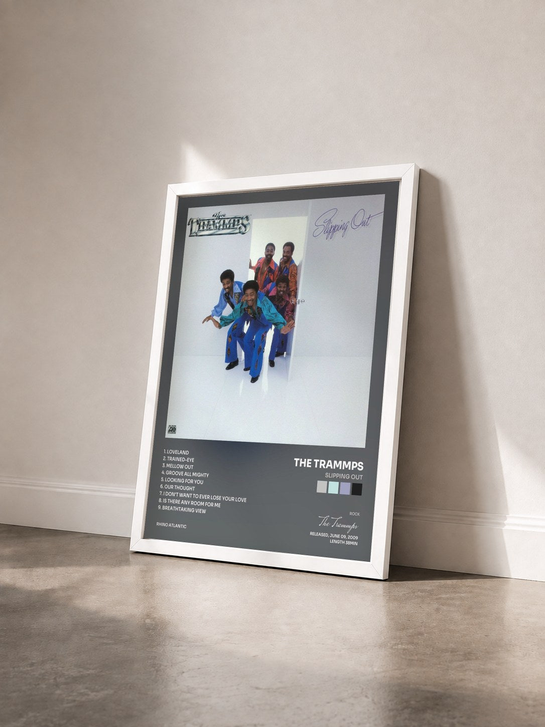 #blanc Tableau de l'album Slipping Out de The Trammps vu de trois quarts, cadre blanc