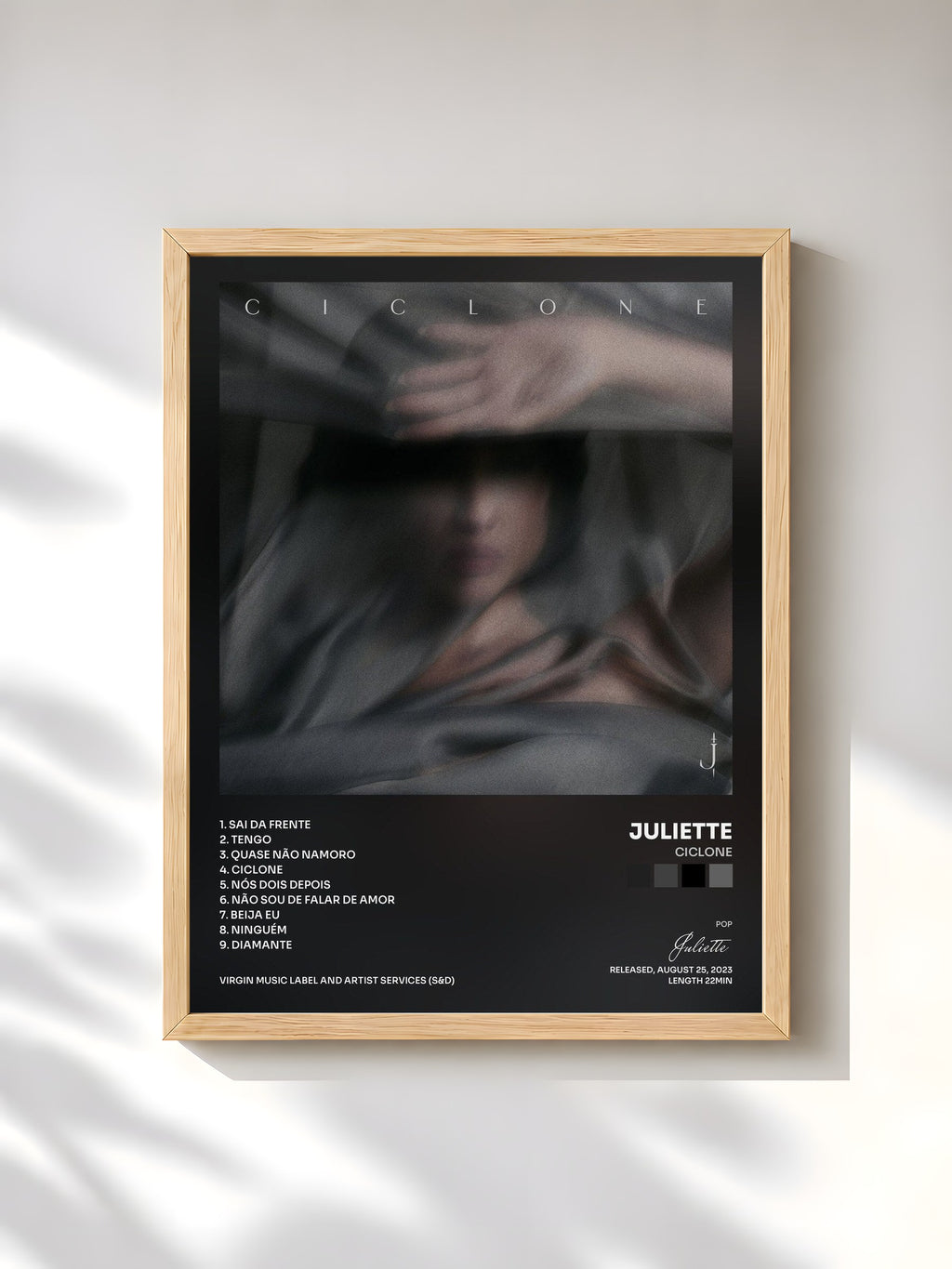 #bois Tableau de l'album Ciclone de Juliette, cadre en bois brut, imprimé et encadré en France