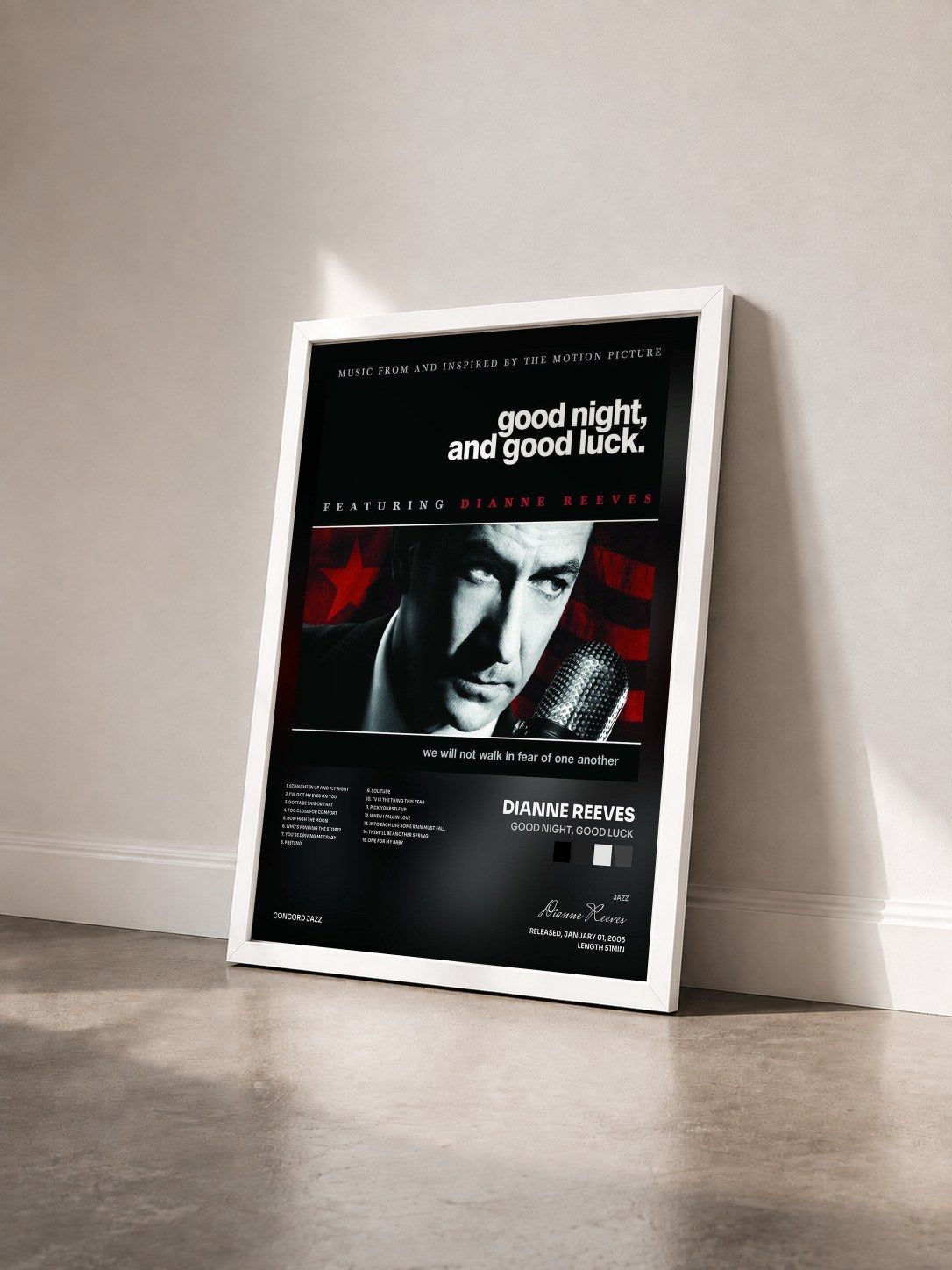 #blanc Tableau de l'album Good Night, Good Luck de Dianne Reeves vu de trois quarts, cadre blanc