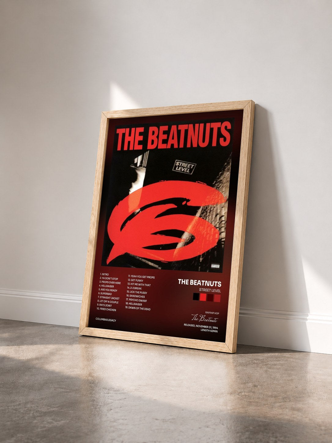#bois Tableau de l'album Street Level de The Beatnuts vu de trois quarts, cadre en bois brut